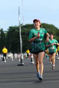 BIB: 
                            <button type="button" onclick="openModal(5173018)" class="btn btn-primary btn-sm float-right btn-popup" data-toggle="modal" data-target=".modal-high-quality">
                        <i class="fas fa-shopping-cart"></i> Add to Cart
                    </button>
                                            <button type="button" onclick="isThisMe(5173018, true)" class="btn btn-success btn-sm float-right btn-popup btn-isme hidden" data-toggle="tooltip" data-placement="bottom" title="นี่คือรูปของคุณใช่ไหม คลิกที่นี่เพื่อเอาเข้าอัลบั้ม">
                        <i class="fas fa-plus"></i> Add to album
                    </button>
                    <button type="button" onclick="isThisMe(5173018, false)" class="btn btn-warning btn-sm float-right btn-popup btn-isnotme hidden">
                        <i class="fas fa-ban"></i> Remove from album
                    </button>